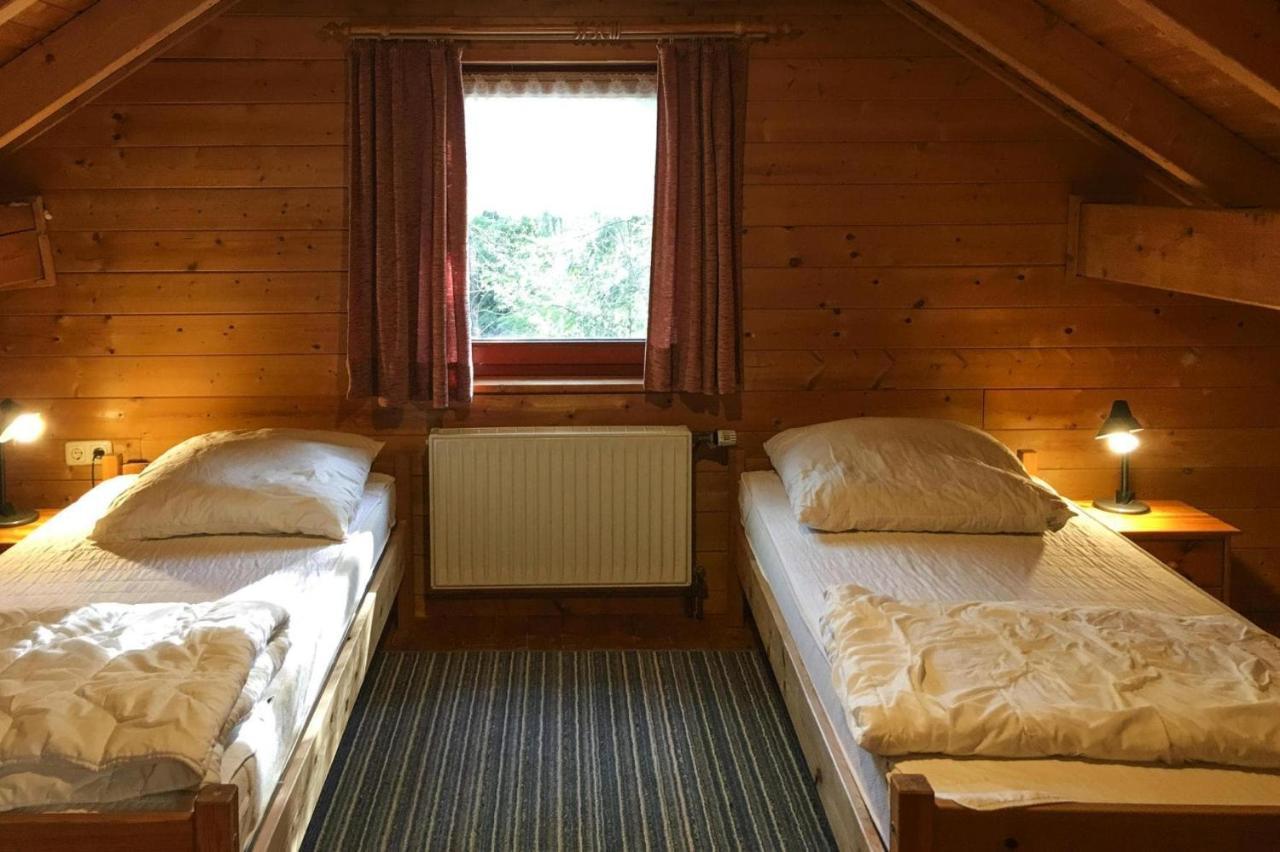 Ferienhaus Svenja, Wiefelstede-Lehe ภายนอก รูปภาพ