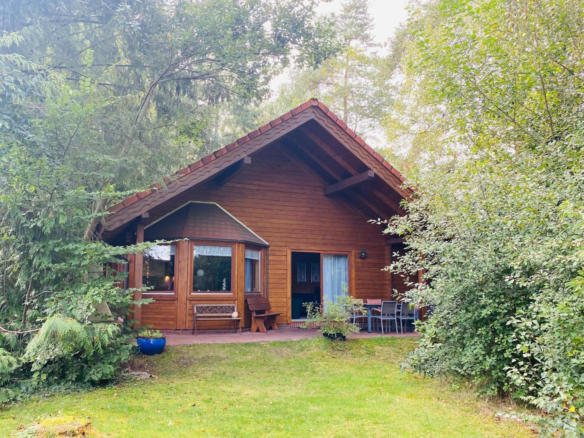 Ferienhaus Svenja, Wiefelstede-Lehe ภายนอก รูปภาพ