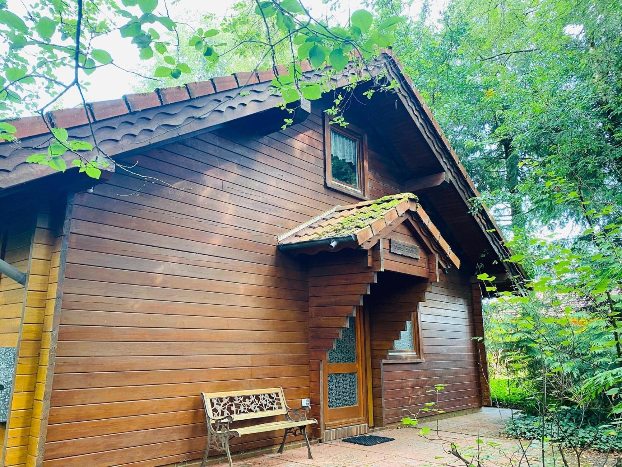 Ferienhaus Svenja, Wiefelstede-Lehe ภายนอก รูปภาพ